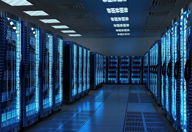 为什么 PDU 在数据中心中很重要？-科兰